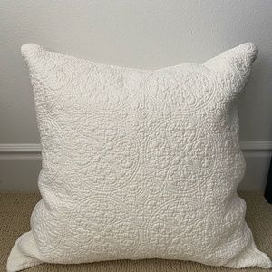 Restoration Hardware Vintage Washed Belgian Linen Euro Shams (set of 3)